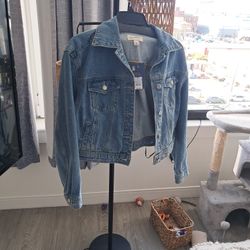 UNIVERSAL THREAD JEAN JACKET 