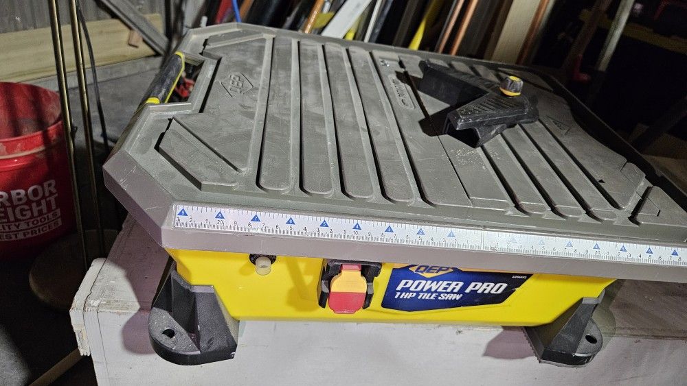 Tile Saw