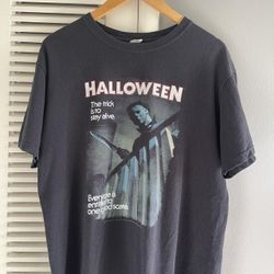 Vintage Y2K Halloween Promo Shirt Michael Myers 2009 Horror ‘The Trick Is To Stay Alive’ T-shirt 