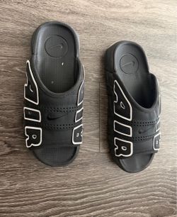 Nike Air More Uptempo slides