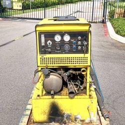 Commercial Carpet Cleaner