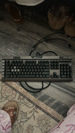 Corsair Gaming K95 Platinum RGB keyboard