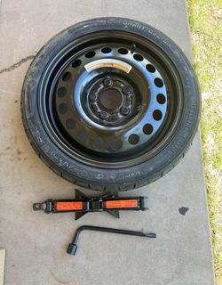 2020-2024 Nissan Sentra emergency spare tire donut and jack kit