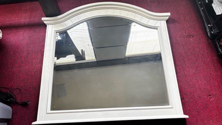 White Wood Framed Arched Wall / Vanity Mirror