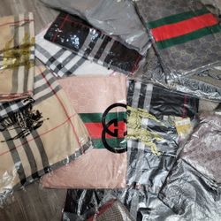 Scarfs