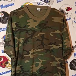 Vintage Vntg 1980s Single Stitch Army Camo Camouflage Tee Shirt 