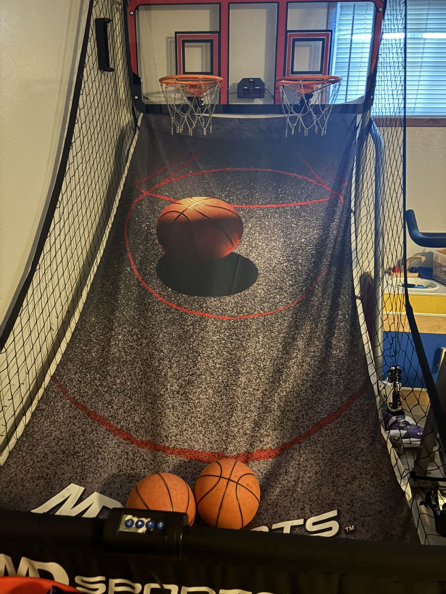 Basketball Hoop 