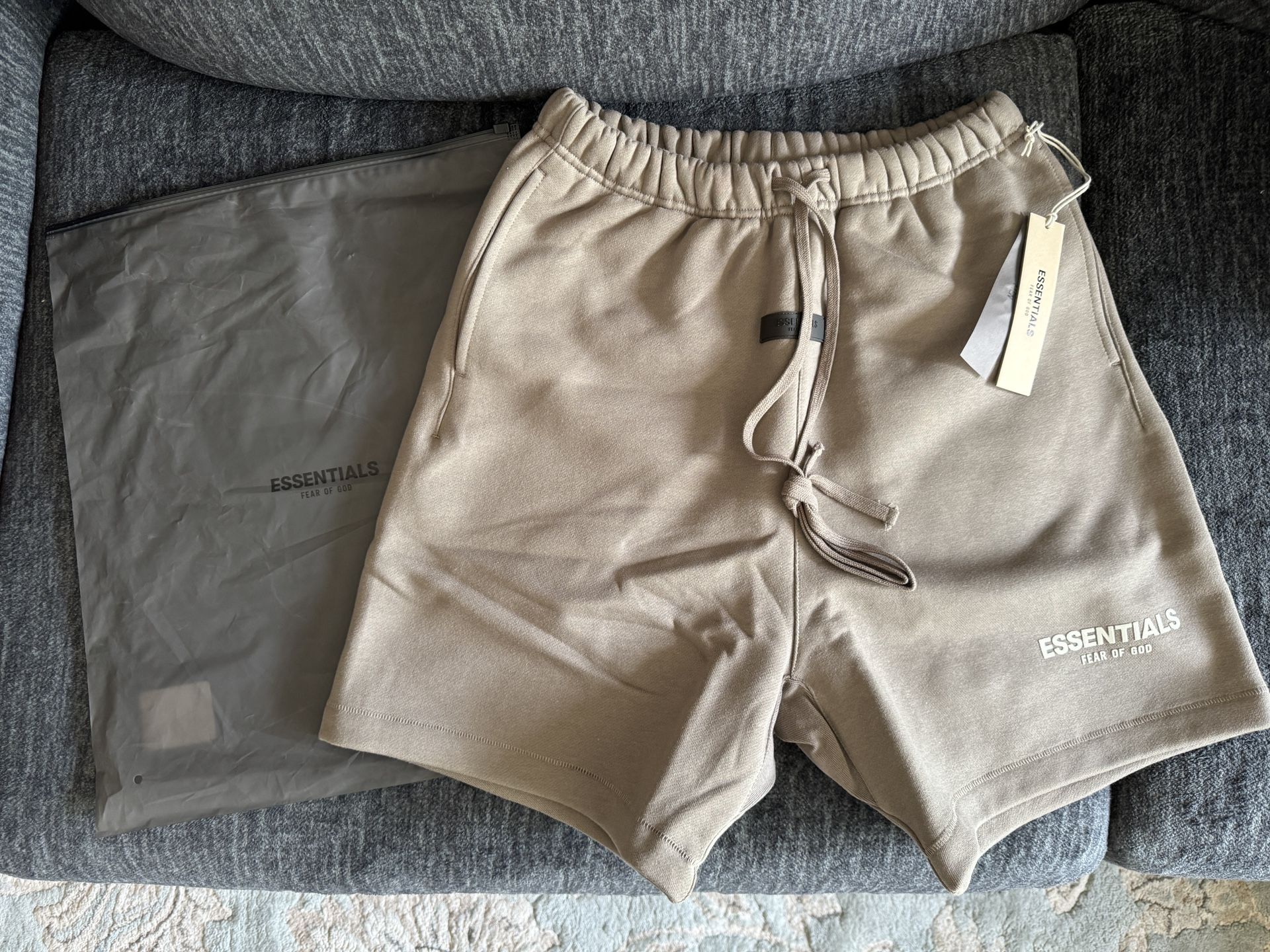 Fear Of God Essentials Shorts Medium
