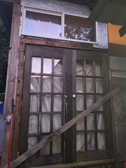 Doors/ windows