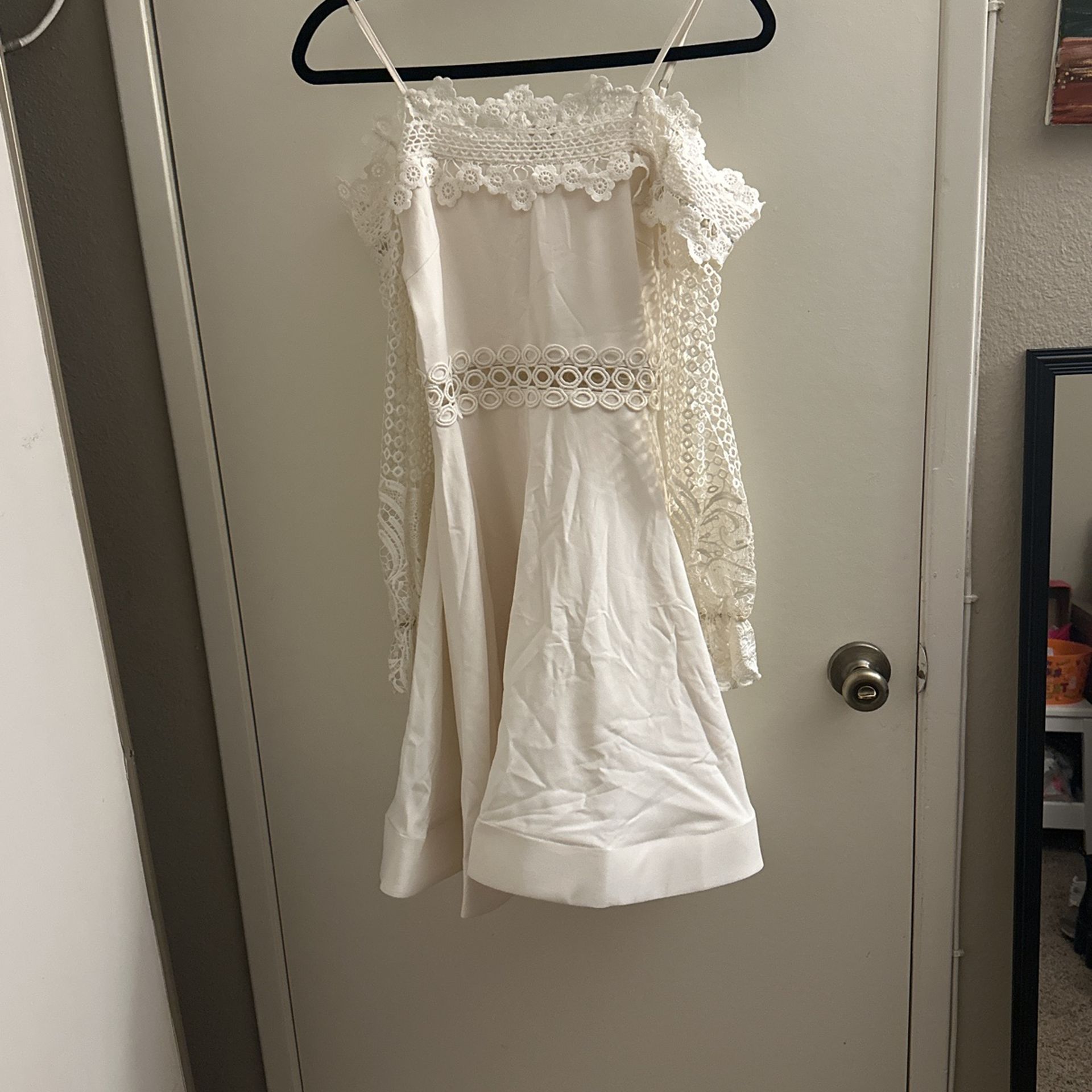 White/Beige Formal Dress