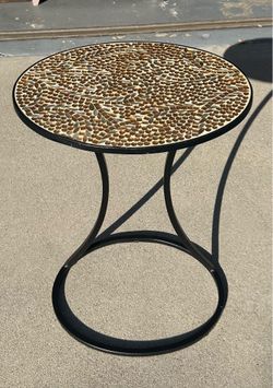 Unique Accent Table