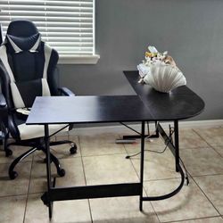L-shaped desk 