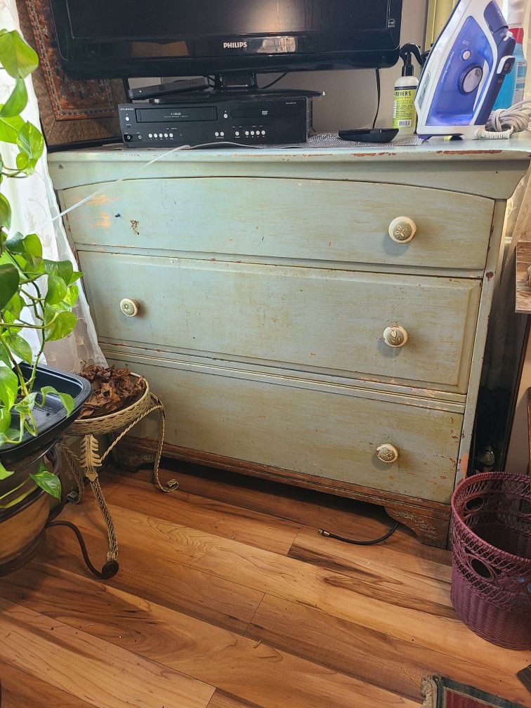 FREE Antique dresser