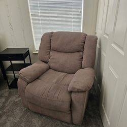 Electric Powered Recliner 80