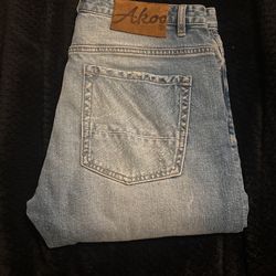 Akoo Jeans 