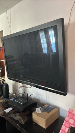 Panasonic tv $80