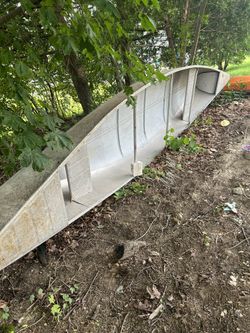 17ft, Grumman Aluminum Canoe