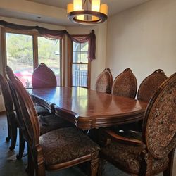 Dinning Room Table 