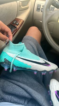 Nike Phantoms soccer cleats