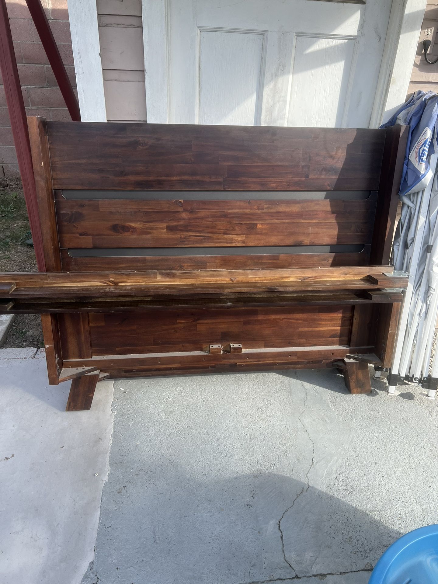 Full Size Bed Frame With Mattress 