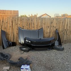 2021 Dodge Charger Sxt Front End