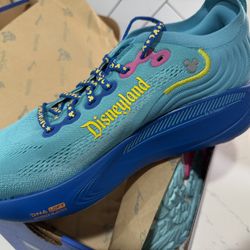 Brooks Adrenaline GTS 25 Disneyland 70th Edition 