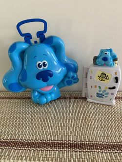 Vintage Blue’s Clues Refrigerator/ Carry Case with 5 figures 