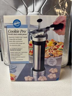 Wilton Cookie Pro