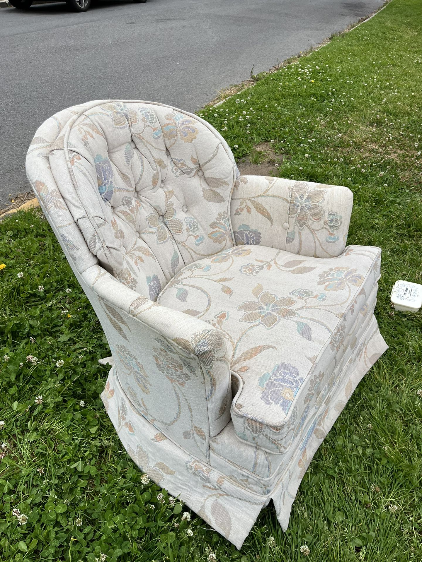 Swivel Vintage Chair
