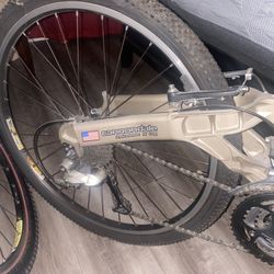 cannondale Super Silk Gomet Bike 150$