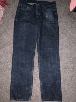 Levi’s Jeans 32 x 32 asking $10