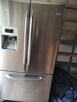 Refrigerator