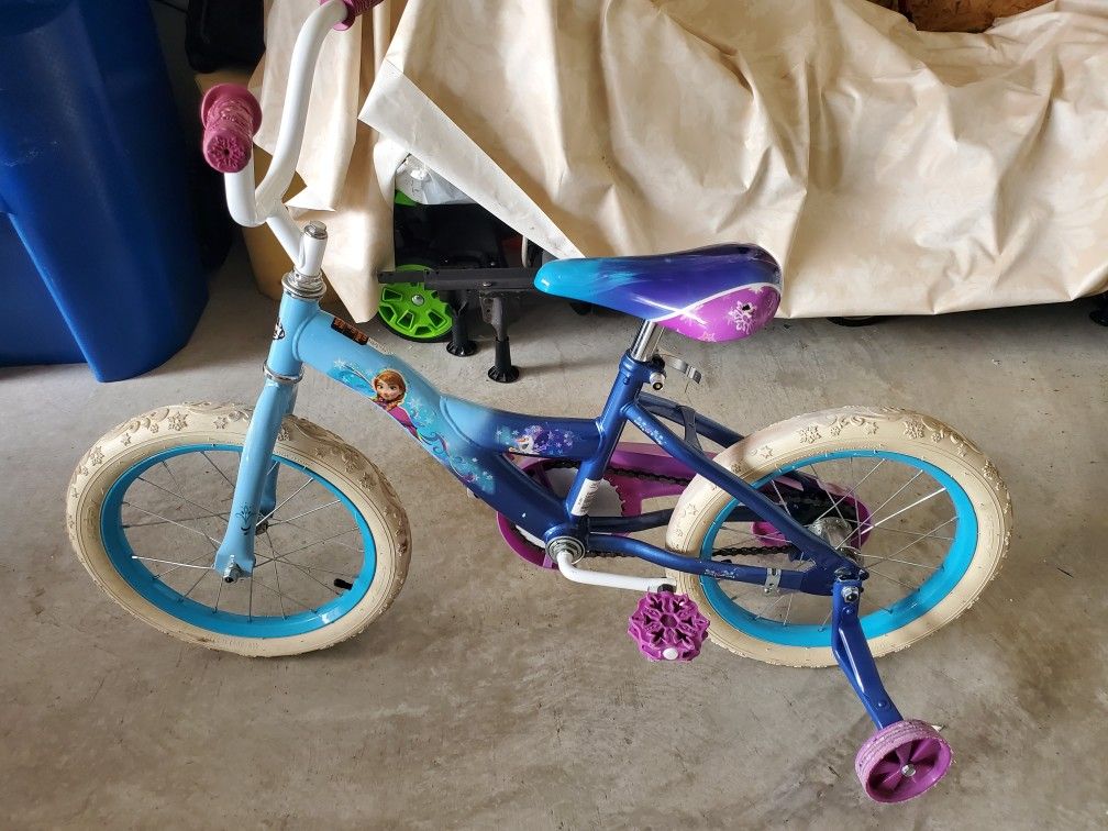 Small Girls Bike Frozen Theme