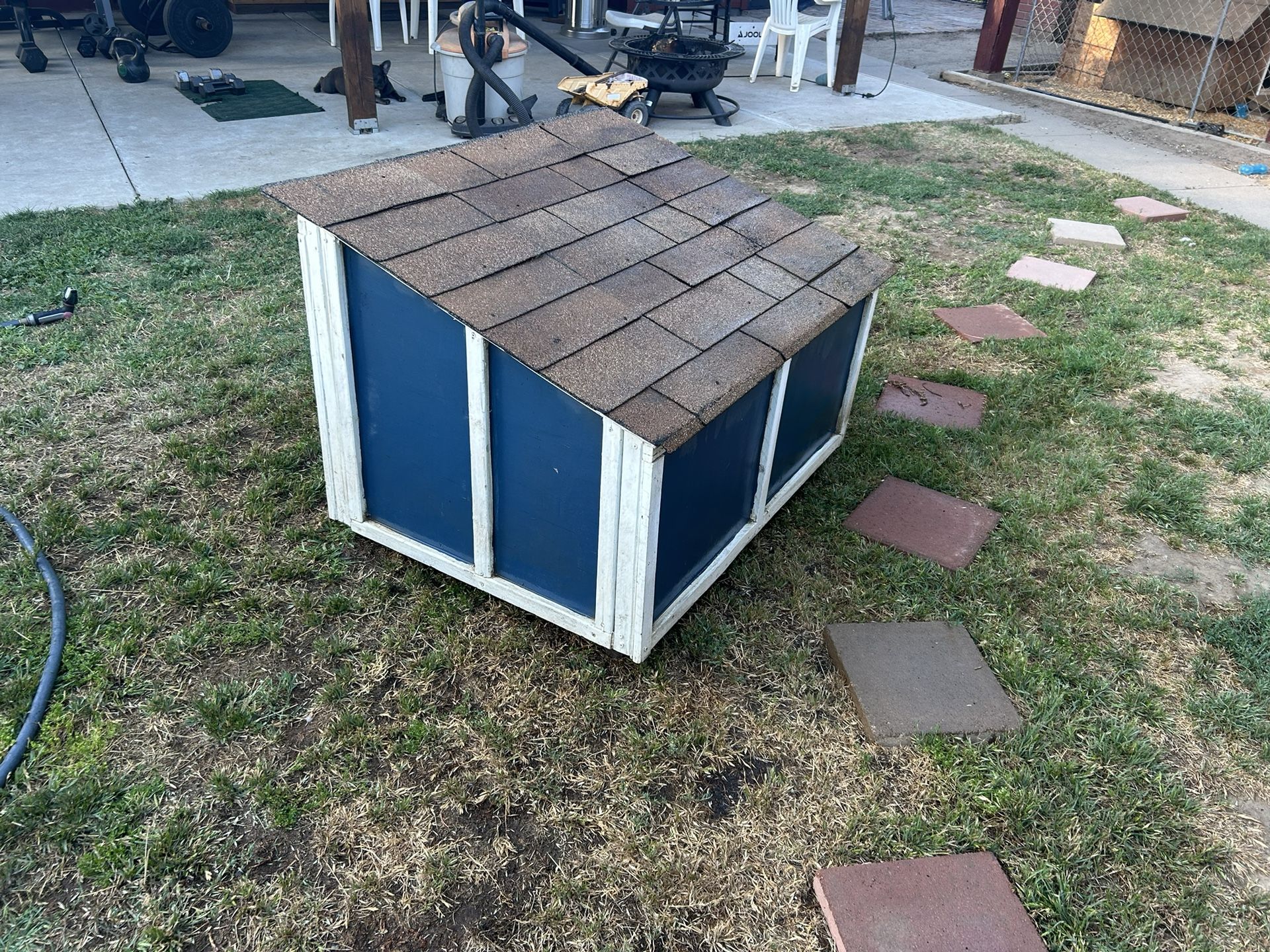 Dog House