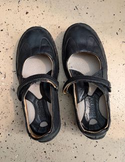 Girl leather Maryjane shoe  size 13