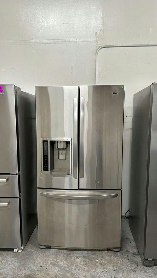 LG 3-Door French Door Fridge, Stainless Steel, Excellent Condition, Ice & Water Dispenser