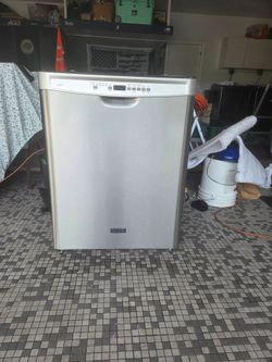 Maytag Stailess Steel Dishwasher, Perfect