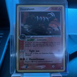 Houndoom 2005 Pokemon Card