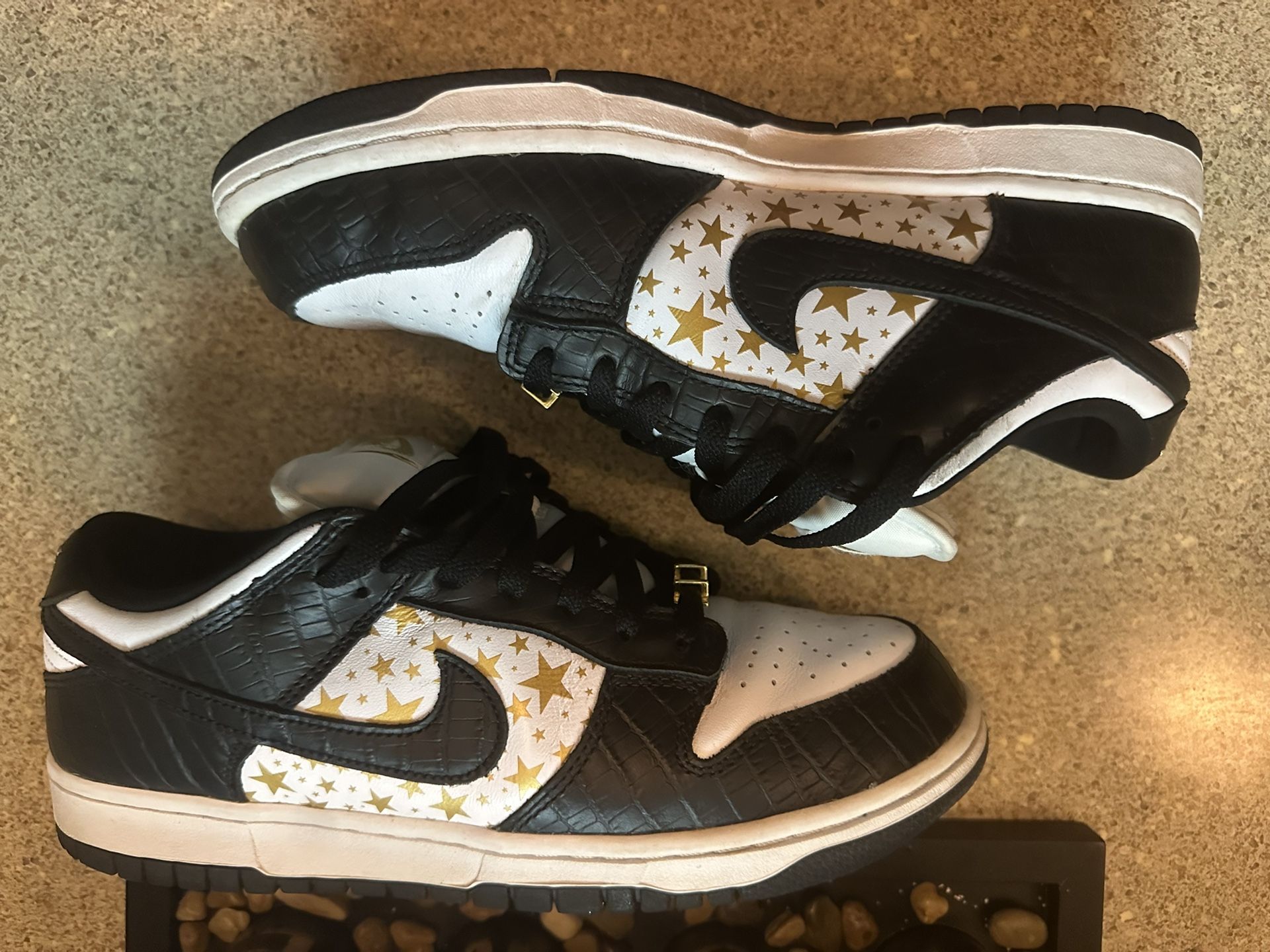 Supreme Nike Dunk Sizes 8 & 12