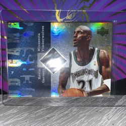 2007 UD Kevin Garnett Game-patch On Silver Card