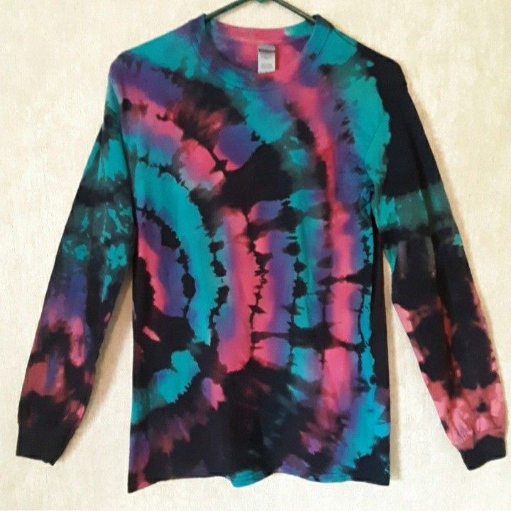 Black, Pink, Teal And Purple Reverse tie dye bleached long sleeve t shirt size small new