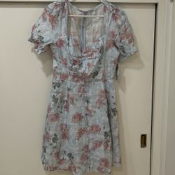 Blue rose print dress By Guess in size M