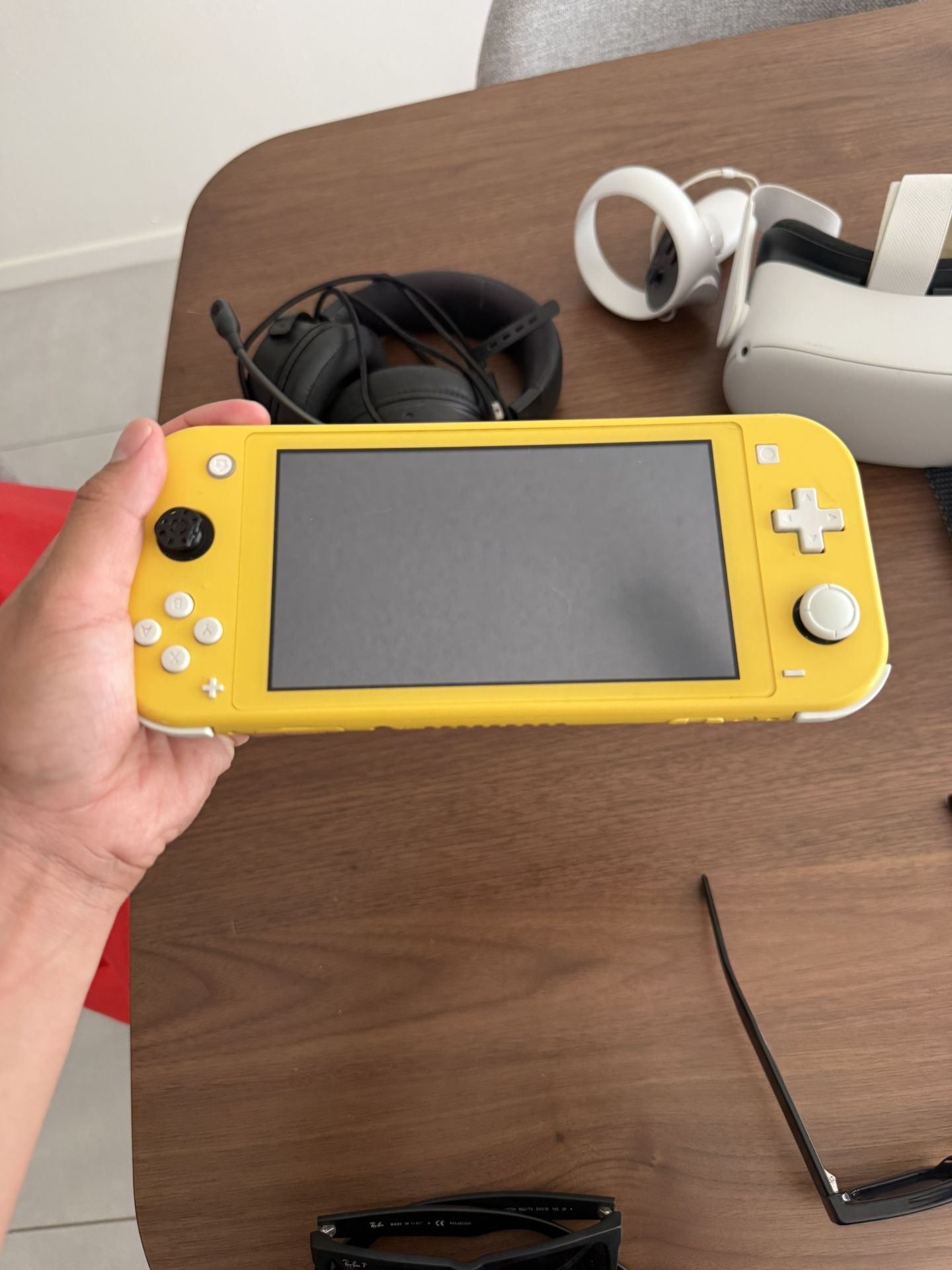 Switch lite