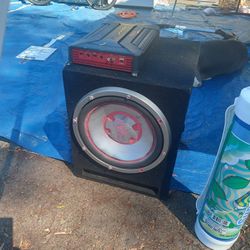 PIONEER 900W AMP & SKAR SUBWOOFER 