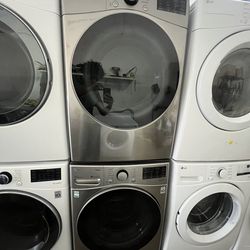 Washer And Dryer (Electric Dryer)