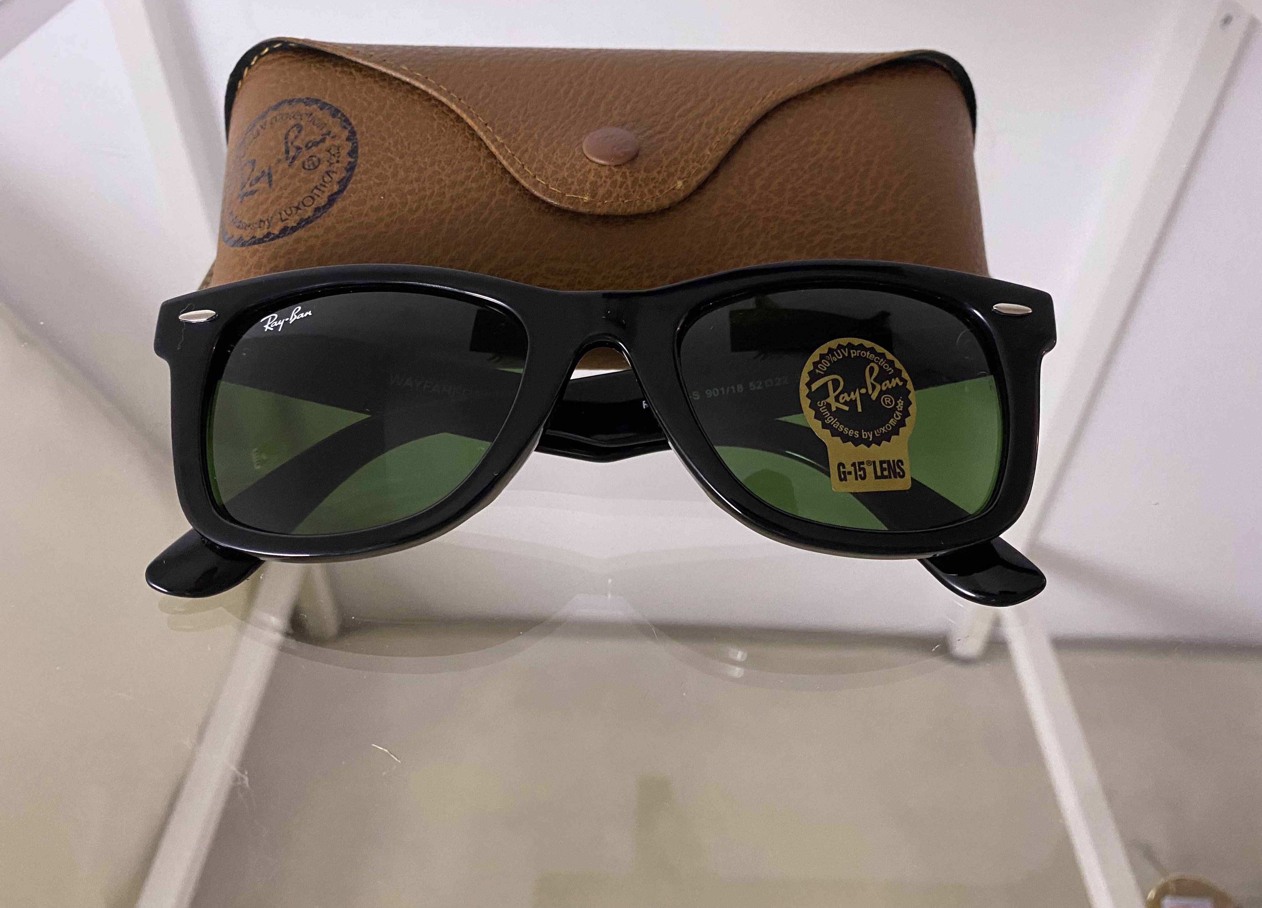 Brand New Authentic RayBan Wayfarer Sunglasses