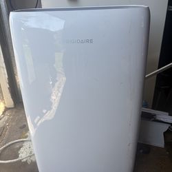Frigidaire 3-in-1 Connected Portable Room Air Conditioner