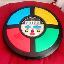 vintage 1978 Milton Bradley Simon electronic memory game