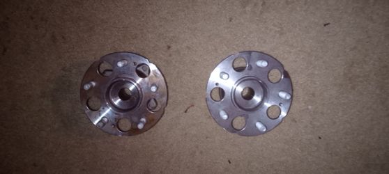 2014 Honda crv AWD rear wheel bearing hub assembly Brand new