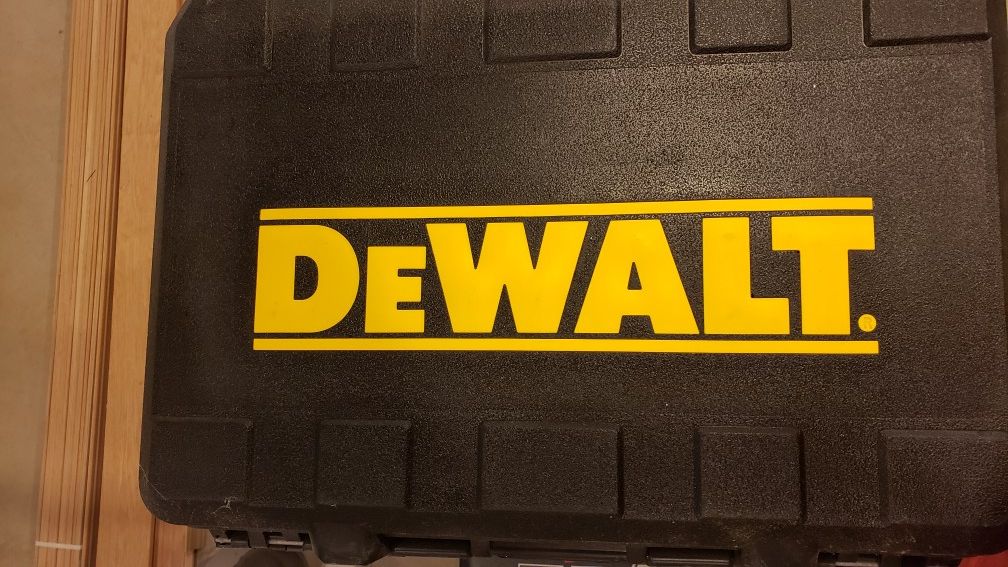 DeWALT DW006 24v
